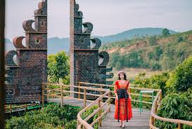 Mê Linh Garden Coffee - God Valley Thung Lũng Các Vị Thần - Happy Hill  - Giao Lưu Cồng Chiêng Crazy House -  Puppy Farm  